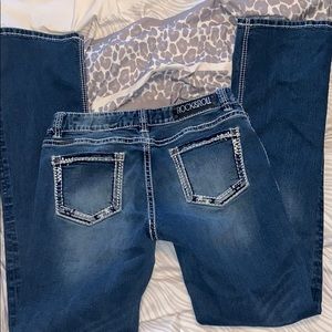 Size 31 bootcut jeans. Good condition.